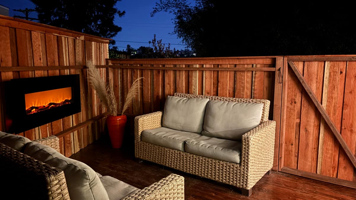 outdoor deck in vista